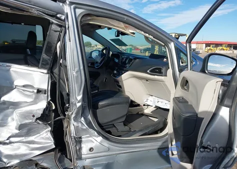 2021 Chrysler Voyager Lxi from USA, damaged, VIN 2C4RC1DG5MR585651